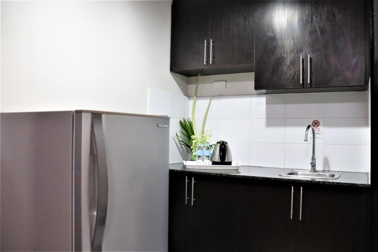 The Studio 18 Residences Manila Bagian luar foto