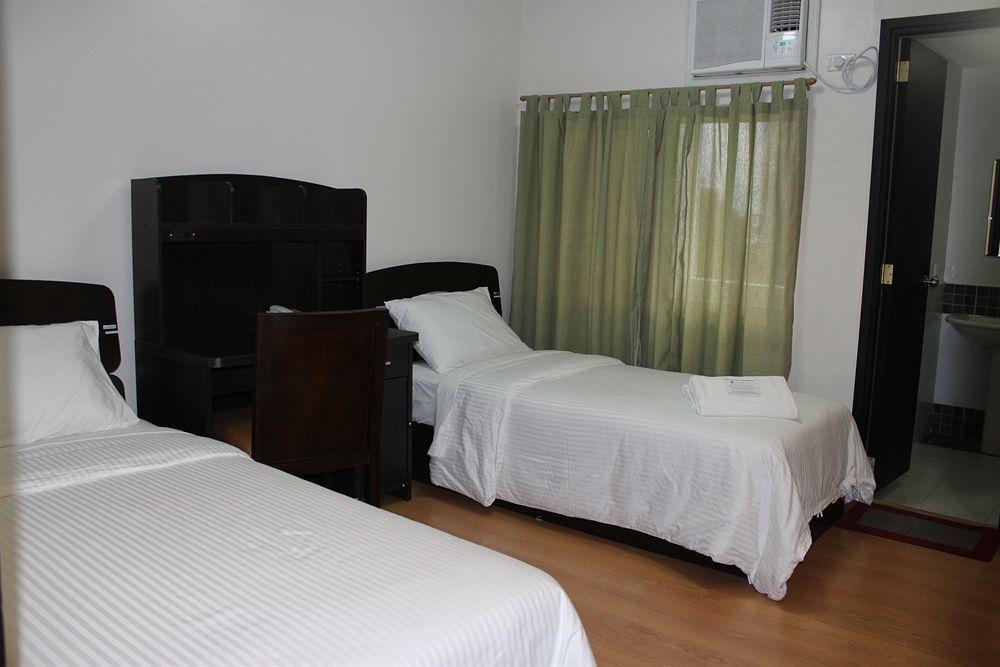 The Studio 18 Residences Manila Bagian luar foto