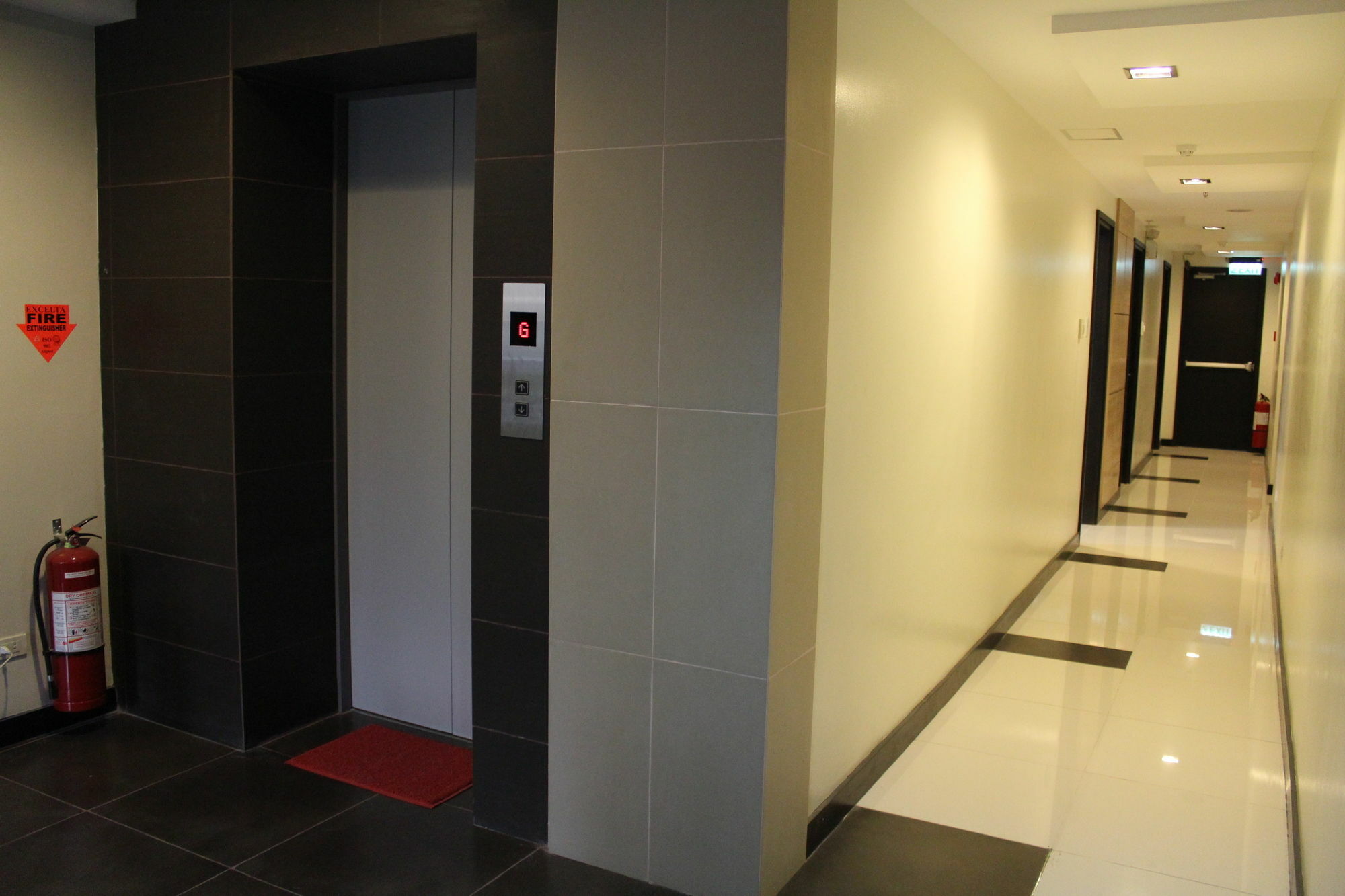 The Studio 18 Residences Manila Bagian luar foto